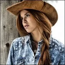 Sa nationalité est argentine.