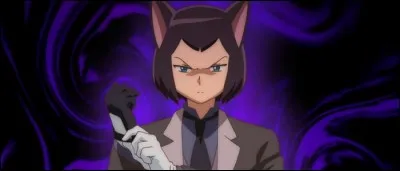 Dans "Rinne", ce chat noir qui appartient à Shōma aime l'argent mais pas les enfants et il ne travaille que de 9 h à 17 h.
Il se prénomme :