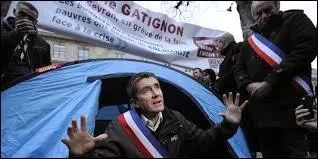 En France, le _____ est élu par le conseil municipal.