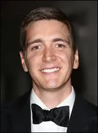 Quel rôle joue Oliver Phelps ?