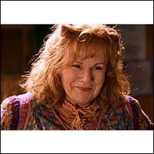 Quelle actrice joue Molly Weasley ?