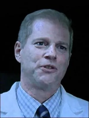 Edwin Jenner révèle une information primordiale à nos héros. Laquelle ?