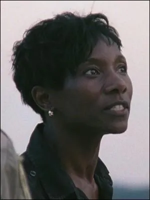 En compagnie de quel autre personnage Jacqui décide-t-elle de mourir  ?