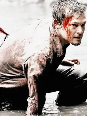 Daryl recherche Sophia, mais il est grièvement blessé. Quel personnage apparaît alors dans ses hallucinations  ?