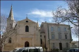 Ville Bucco-Rhodanienne, Maillane se situe en région ...