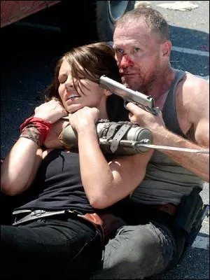 Lequel de ces personnages assiste à l'enlèvement de Glenn et Maggie  ?