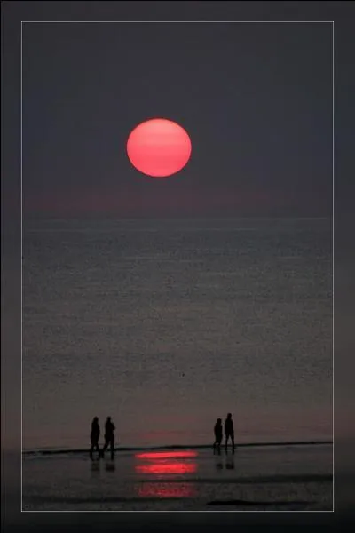 Restons dans les couleurs et dans les films. Dans 'Soleil rouge' quel est l'acteur principal ? Allez je vous donne un indice, 'Harmonica'.