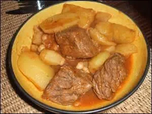 La chtitha est une sorte de ragoût pouvant être fait selon diverses recettes. Elle porte le nom de "petite danse", pourquoi ?