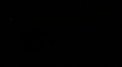 Prenez la fuite dans un nuage noir et trouvez ce chanteur !