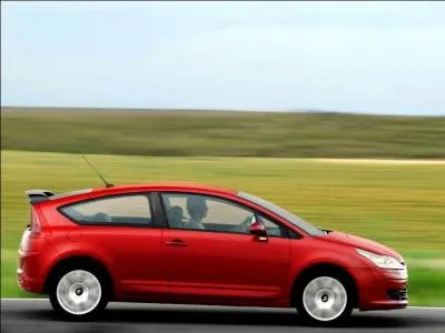 Quelle est cette voiture de "sport" ?