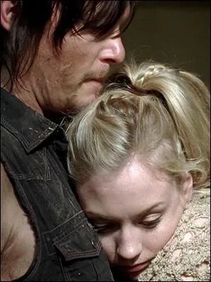 Comment réagit Beth quand Daryl lui apprend que son petit ami, Zach, s'est fait mordre lors d'une mission  ?