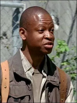 Bob Stookey est un nouveau membre du groupe. Mine de rien, Bob et Hershel ont pas mal de points en commun  ! Lequel n'en fait pas partie  ? (question qui porte sur l'ensemble de la série, pas seulement cette saison).