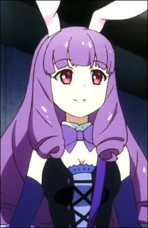 Elle est la leader du groupe et se bat pour la victoire totale !