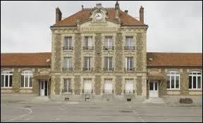 Qu'y a-t-il eu en 1882 ?