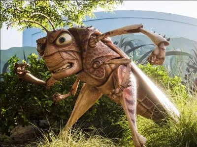 Pour quel film des studios Pixar prête-t-il sa voix au méchant ?