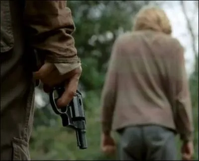 Pourquoi Carol tue-t-elle la jeune Lizzie ?