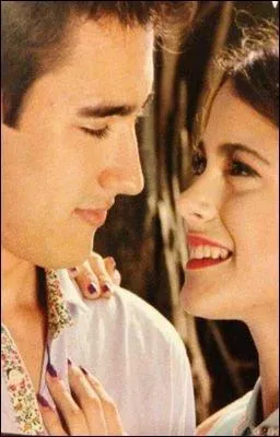 Combien Violetta a-t-elle embrassé de garçons (sur la bouche) dans les 3 séries ?