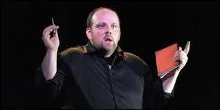 Qui est l'auteur de "Des fleurs pour Algernon", un livre tourné autour d'une petite souris et publié en 1966 ?