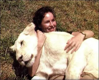Prières religieuses qui vous rentrent par une oreille et qui finissent par vous prendre la tête !