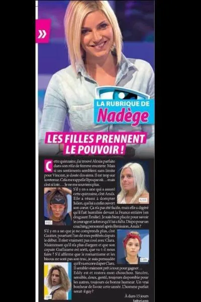 Pour quel magazine people a-t-elle r&eacute;dig&eacute; une chronique ?