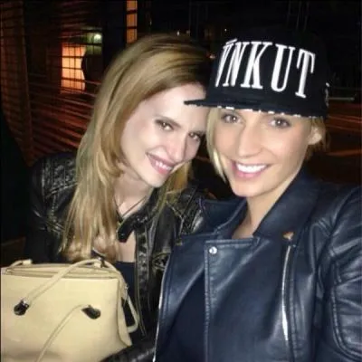 Avec quelle candidate de SS6 est-elle devenue amie ?