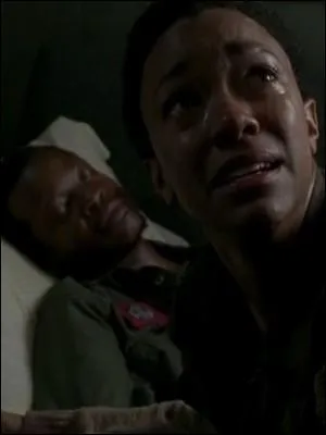 Qui enfonce finalement un couteau dans la tête de Bob pour empêcher celui-ci de se réveiller en tant que zombie  ?