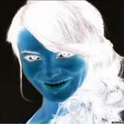 Cette personne est Shy'm.