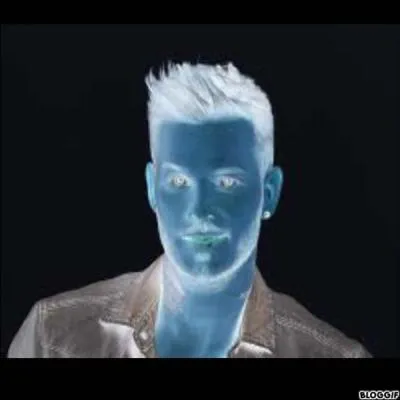 Cette personne est Christophe Maé.