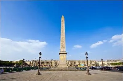 Quelle est cette autre place ?