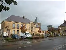La commune champardennaise du Chesnse se situe dans le département ...