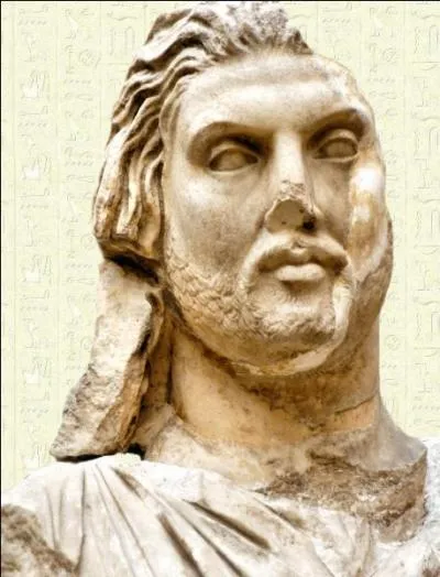 D'où vient le nom « mausolée » ?