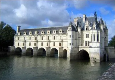 Durant quelle période ce château a-t-il été construit ?