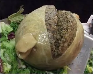 Une recette surprenante pour laquelle la cliente de la table 22 demande : What is « haggis » ?