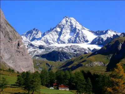 Cette photo représente le point culminant de l'Autriche. Quel nom porte cette montagne s'élevant à 3798 mètres ?
