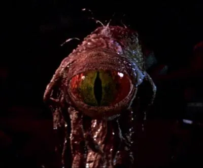 Quelle créature se trouve dans les égouts de cette installation ?