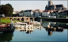 Je vous emm&egrave;ne &agrave; la d&eacute;couverte de Meaux. Nous serons bien s&ucirc;r en Ile-de-France, mais dans le d&eacute;partement ...