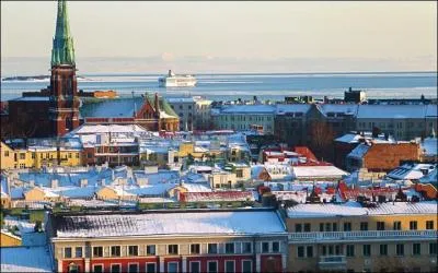 La capitale de la Finlande est la deuxième capitale la plus septentrionale du monde après Reykjavik, la capitale de l'Islande. Ce port marchand ouvert sur le golfe de Finlande est...