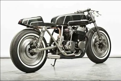 Comment appelle-t-on ce genre de moto ?