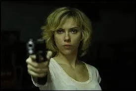 Lucy - Quel est le partenaire de Scarlett Johansson ?