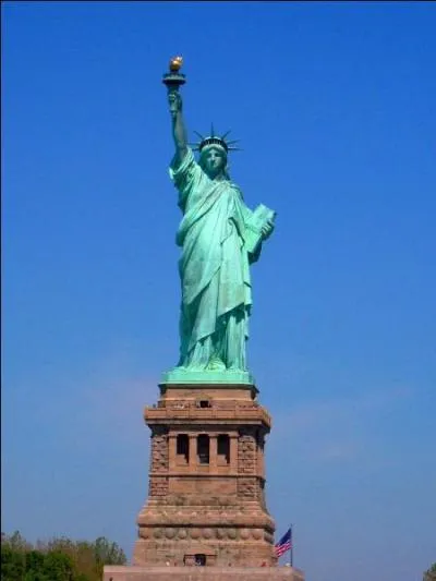 Par quel pays fut-elle offerte ?