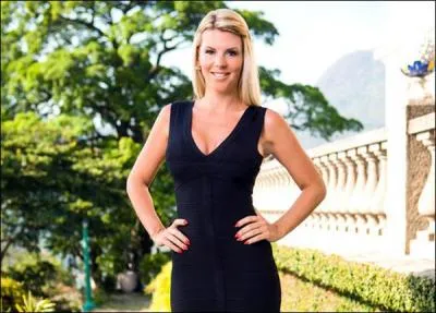 Amélie a participé à toutes les saisons des Anges, sauf une. Laquelle ?