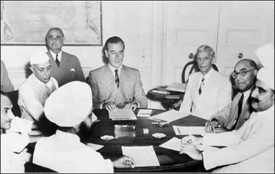 Quand ont eu lieu les négociations pour l'indépendance de l'Inde ?