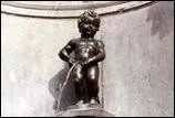 Dans quelle ville européenne peut-on découvrir une statuette nommée "Manneken Pis" ?