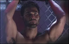 Qui retient Derek prisonnier ?