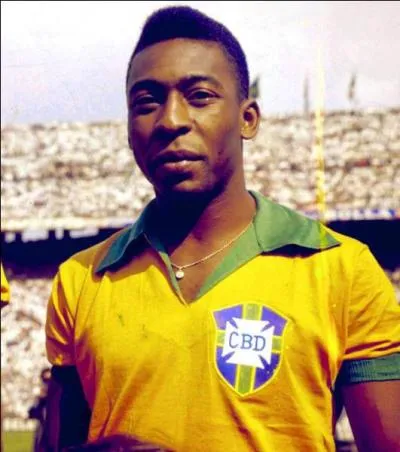 En quelle année Pelé a-t-il fait ses adieux au foot après son 1281e but ?