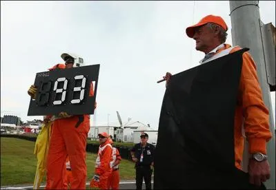 Pendant la saison 2013, il fut disqualifié. Lors de quel Grand Prix ?