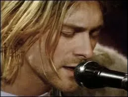 Son premier album s'est vendu à presque 30 millions d'exemplaires, un record pour un premier album !