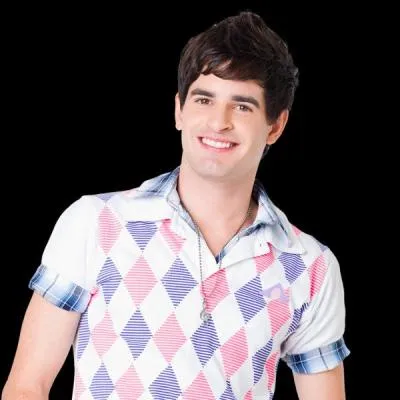 Andres finira en couple dans la saison 3.