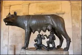 Combien de mamelles la louve en bronze du Capitole offre-t-elle à Romulus et Remus ?