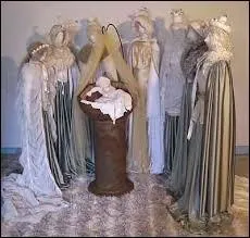 Dans quel conte de Perrault sept fées sont conviées au baptême d'une petite princesse ?